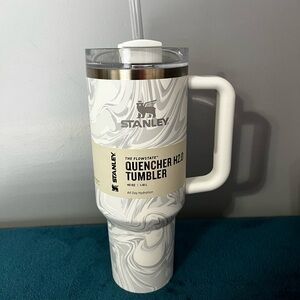 Stanley The Quencher H2.0 FlowState Tumbler | 40 OZ - Polar Swirl
